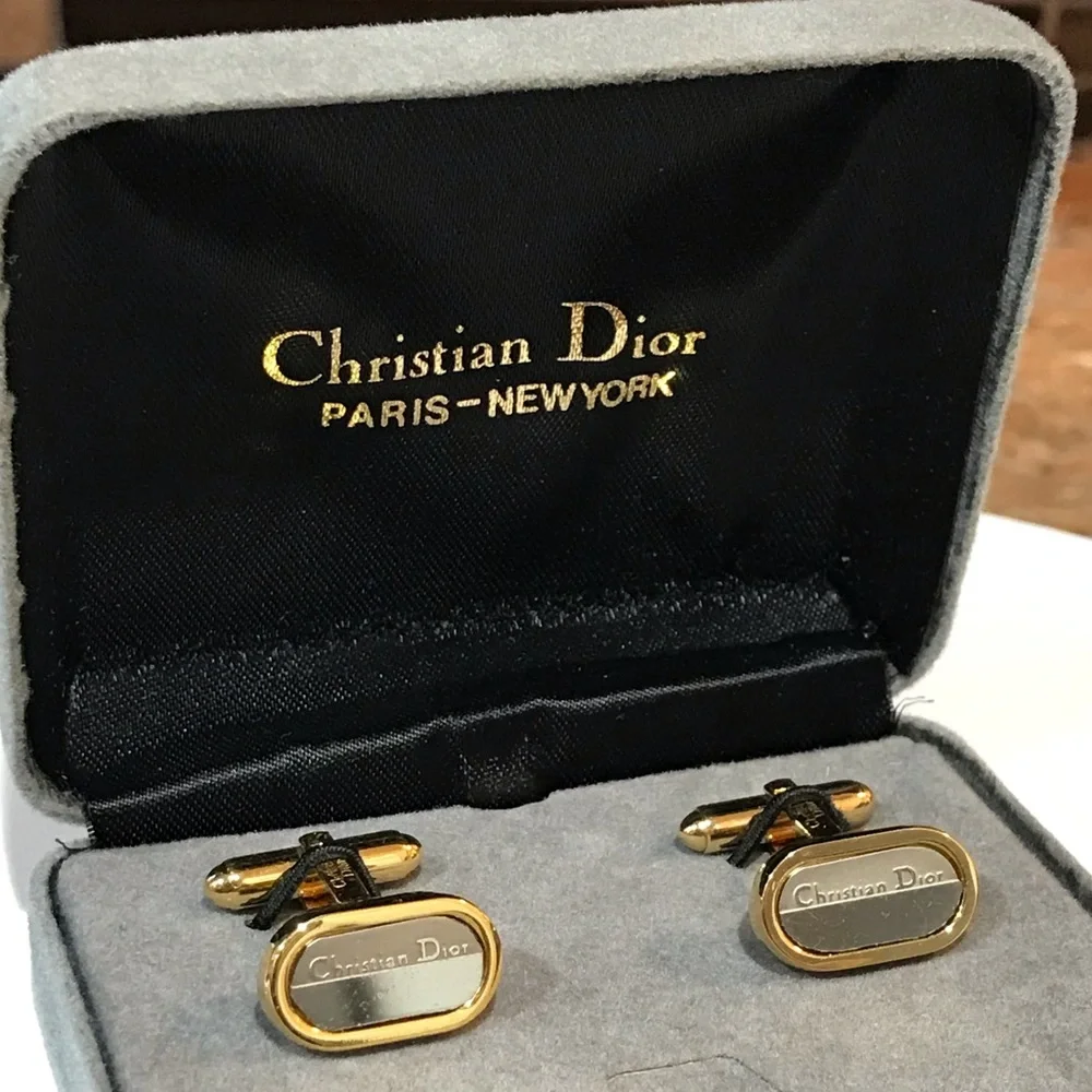 DIOR CD Logo Cuff Links in box 😍🔥